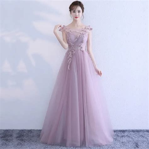 L Gant Lavande Robe De Soir E Princesse Encolure D Gag E Sans