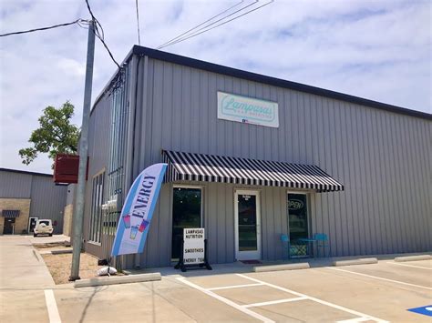 Blends Cafe 302 W 10th St Lampasas Tx 76550 Usa
