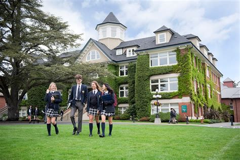 Decoding the Experience: Inside Private Boarding Schools - Ussmullinnix.org
