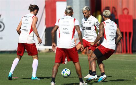 Flamengo treina em período integral nesta quinta feira Lance