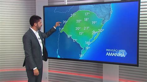 V Deo Frente Fria Chega Ao Rs E Provoca Chuva Em Algumas Regi Es Nesta