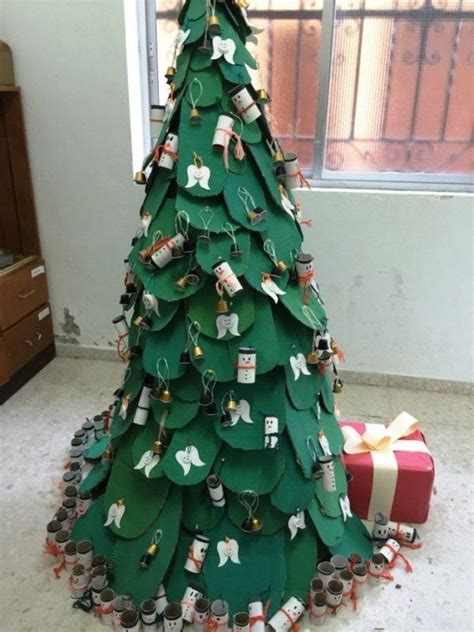 Ideas De Rboles De Navidad Con Materiales Reciclados Rbol De