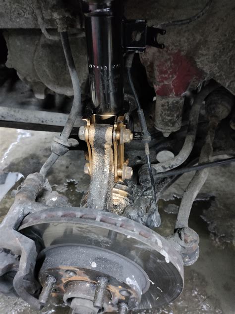 Замена амортизаторов Шевроле Авео Т250 своими руками — Chevrolet Aveo 3 ...
