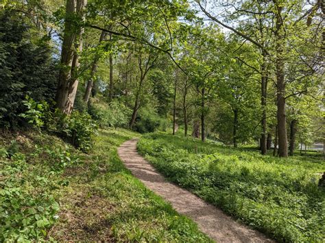 Path At The Weir Garden Fabian Musto Cc By Sa 2 0 Geograph Britain