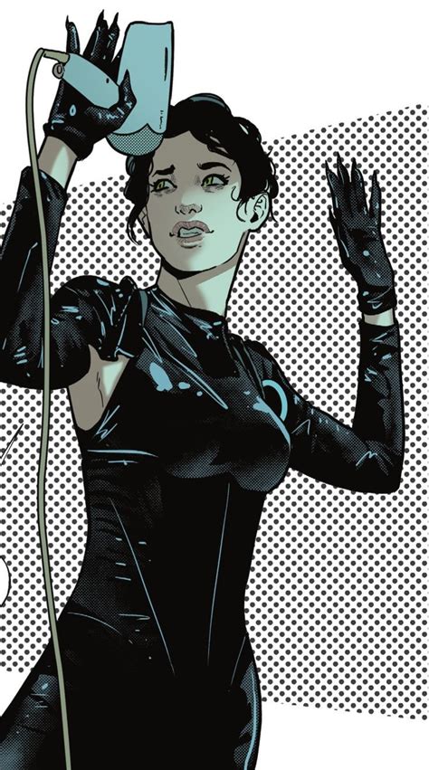 Pin By Quinn Thom On Batmanbatman Catwoman Comic Dc Comics Wallpaper Catwoman