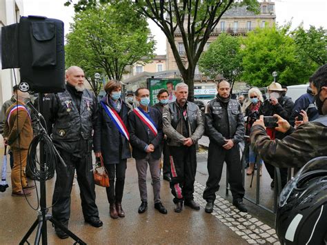 Ville De B Ziers On Twitter Er Mai Rassemblement En Soutien Aux