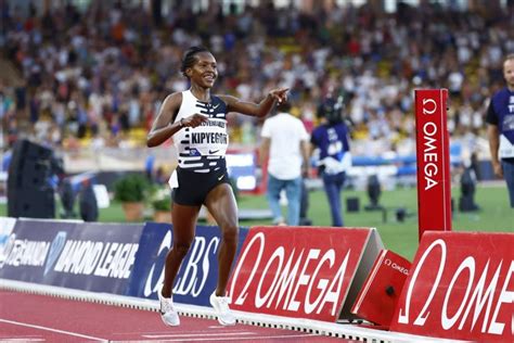 Athl Faith Kipyegon Explose Le Record Du Monde Du Mile Monaco