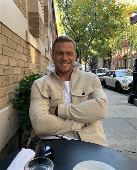 Alan Ritchson Updates On Twitter Heres A Photo Of Alan Ritchson To