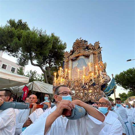 Cultura Celebrazioni E Processione Per La Festa Patronale Di Barletta