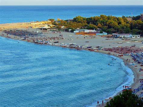 Prenota Le Spiagge A Soverato Beacharound