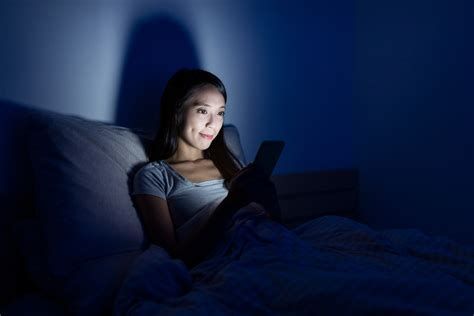 Blue Light And How It Influences Sleep And Skin Mibelle Biochemistry