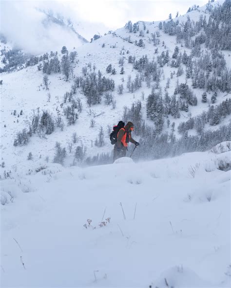 Top 7 Benefits of Altitude Training for Mountain Athletes - Seek Outside