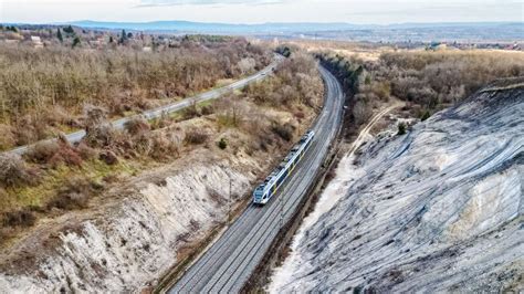 Mától csak úgy száguldanak a vonatok Biatorbágy és Szárliget között