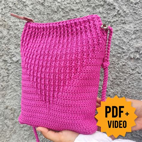 Video Tutorial Crochet Bag Patterns Sweet Crochet Bag Easy Crochet Bag Crochet Sling Bag Crochet