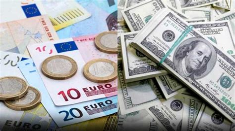 El euro y el dólar alcanzan la paridad por primera vez en veinte años