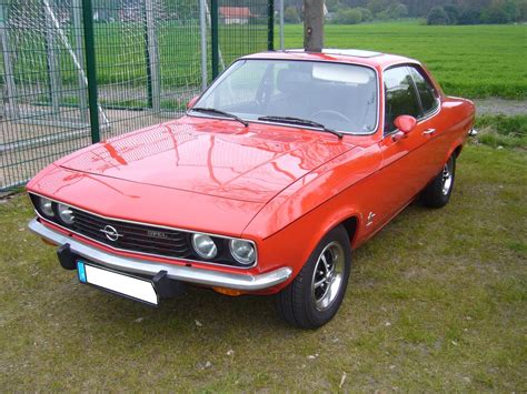 Opel Manta A 1970 1975 Fotos Fahrzeugbilder De