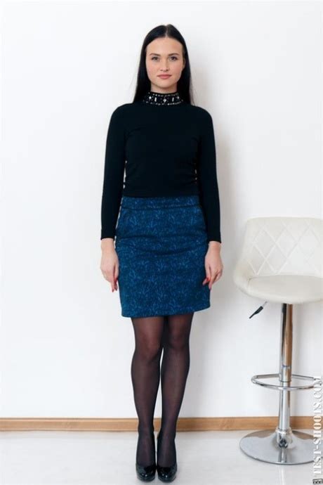 Pretty Babe Gabby Bella Shows Her Beautiful Naked Body Wearing High Heels CoedCherry