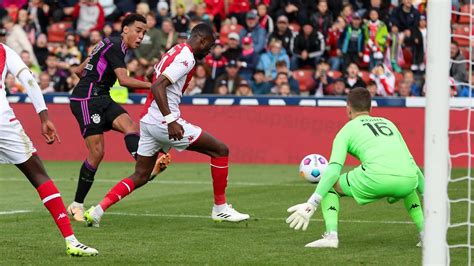 Fc Bayern Siegt Gegen As Monaco Das Testspiel Spektakel Im Video