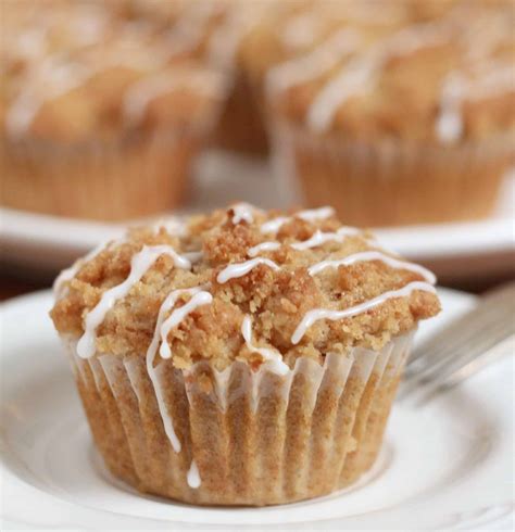 Coffee Cake Cupcakes • Cooks Recipe Collection