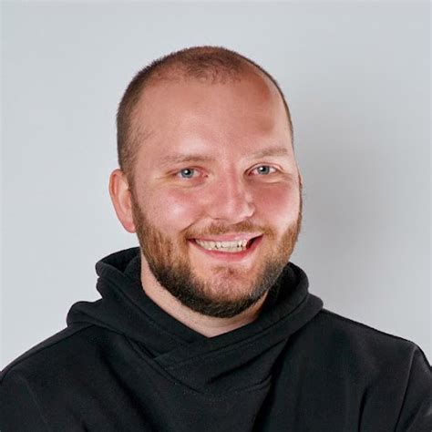 Виталий Китаев