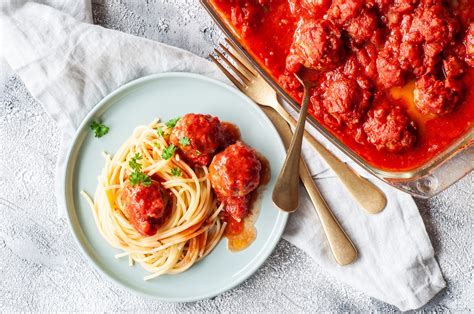 Pasta Mit Hackfleischb Llchen An Tomatensauce So Gut