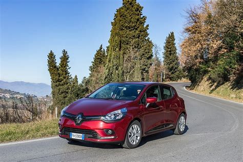 Italia Abril 2018 El Renault Clio Impresiona Y Bate Su Mejor Marca