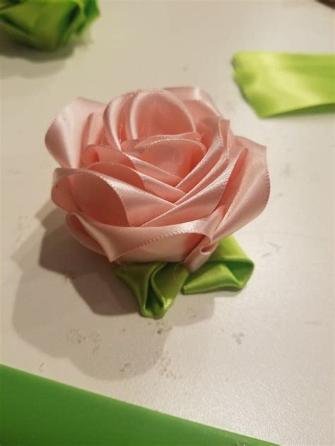 Ribbon Rose Diy Craft Ribbon Roses Diy Crafts Tableware Dinnerware Make Your Own Tablewares