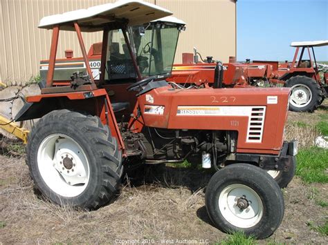 West Auctions Auction Daves Hay Barn Inc In Esparto California Item Hesston 55 46 Tractor