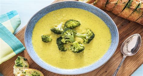 Herzhafte Brokkoli Cheddar Suppe Rezept Hellofresh