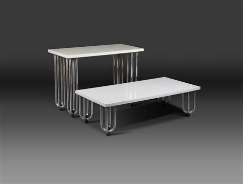 Table Basse Moderniste Grise Soubrier Louer Tables Bureaux Table