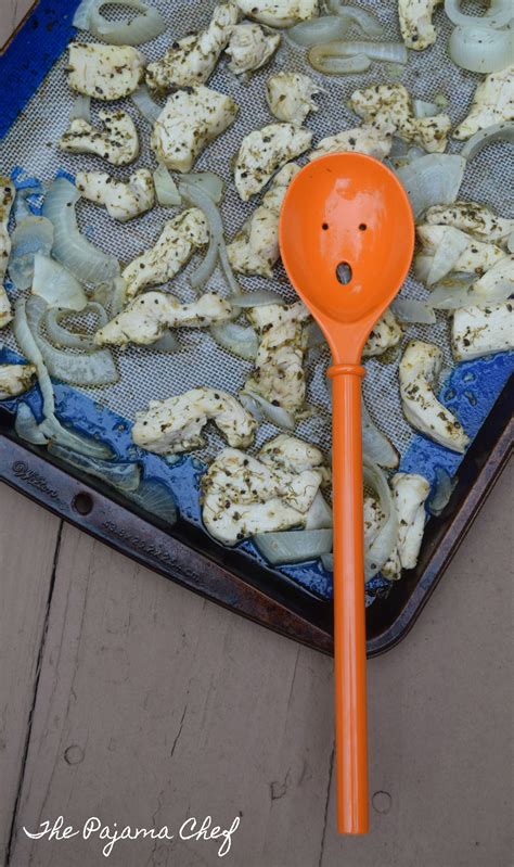 Sheet Pan Chicken Gyros with Lemony Yogurt Sauce – The Pajama Chef