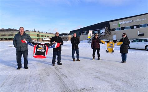 Des élus se mobilisent contre l implantation d un programme de hockey