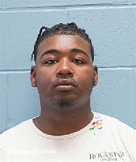 JUWAN DONVEIL GILES 11 30 2023 Lee County Mugshots Zone