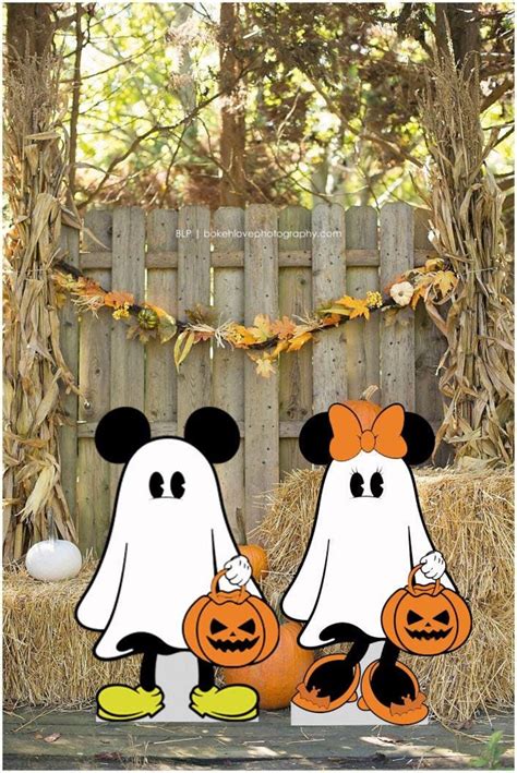 Hand Painted Mickey And Minnie Mouse Ghost Halloween Yard Art Disney