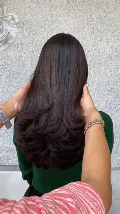 Pin By L Aura Mrn On Balayage Hairstyles For Layered Hair Medium