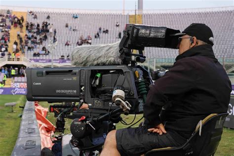 Fiorentina Lask Dove Vedere La Partita In Diretta Tv Niente