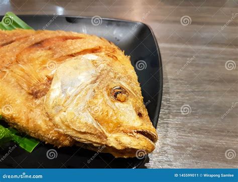 Fish Fried On Plate Stock Image Image Of Cook Delicious 145599011