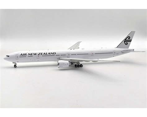 JetCollector Air New Zealand B777 300ER Ltd W Stand ZK OKU 1