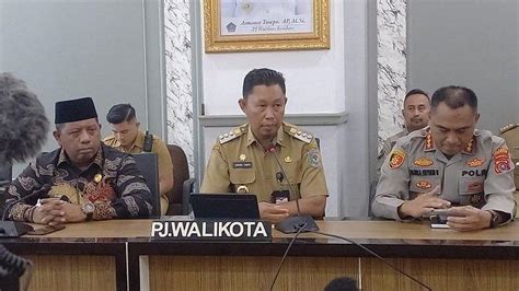 Sekda Kendari Jadi Tersangka Dugaan Suap Pt Midi Utama Indonesia