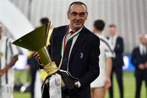 Mercato S Rie A La Lazio Roma Officialise Le D Part De Maurizio Sarri