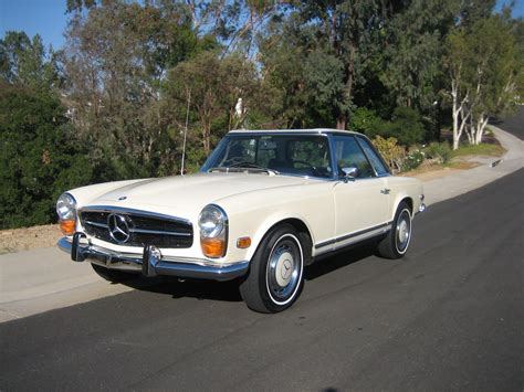 1969 Mercedes-Benz 280SL at Monterey 2014 as S38 - Mecum Auctions