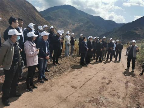 平台裴瑾教授带队应邀参加“云南高原山地红花现场观摩会暨全国中药材红花产业绿色发展论坛”新闻动态中药种质资源四川省科技共享平台