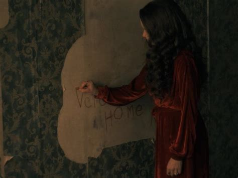 A Complete Guide To The Ghosts In The Haunting Of Hill House