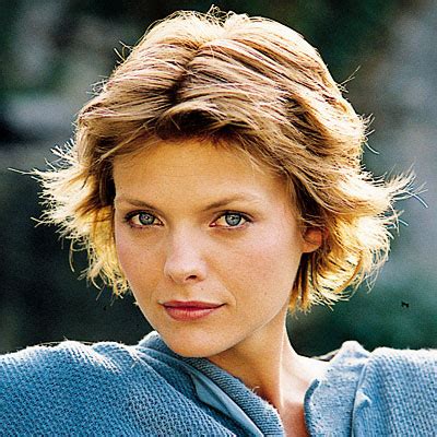 Michelle Pfeiffer Hairstyles - Careforhair.co.uk