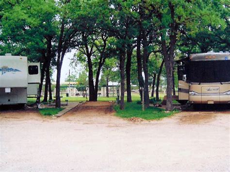 Oakwood RV Resort in Fredericksburg Texas | BookYourSite