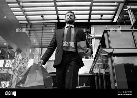 American Businessmen Walking Black And White Stock Photos Images Alamy