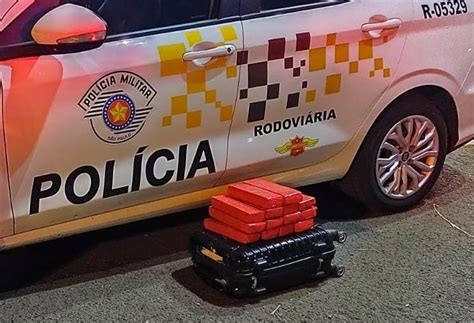 Homem Preso Em Avar Quase Quilos De Maconha Escondidos Em