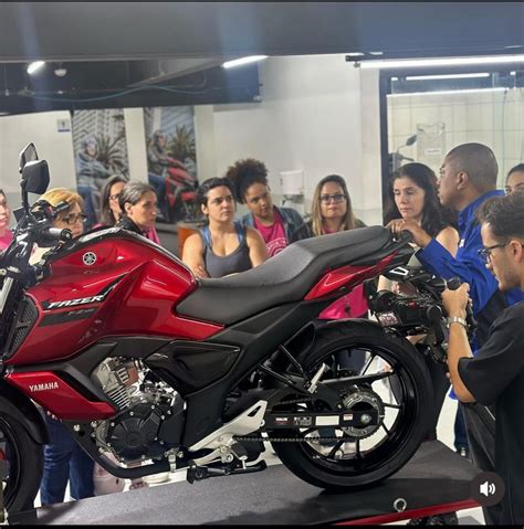 PRIMEIRO MECÂNICA YAMAHA PARA MULHERES Acelerada Adventure e Lifestyle