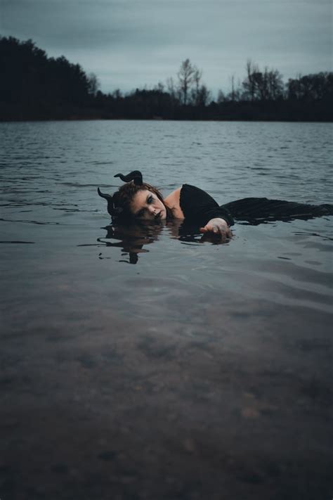 Lake Witch Lake Photoshoot Halloween Photoshoot Halloween Photography