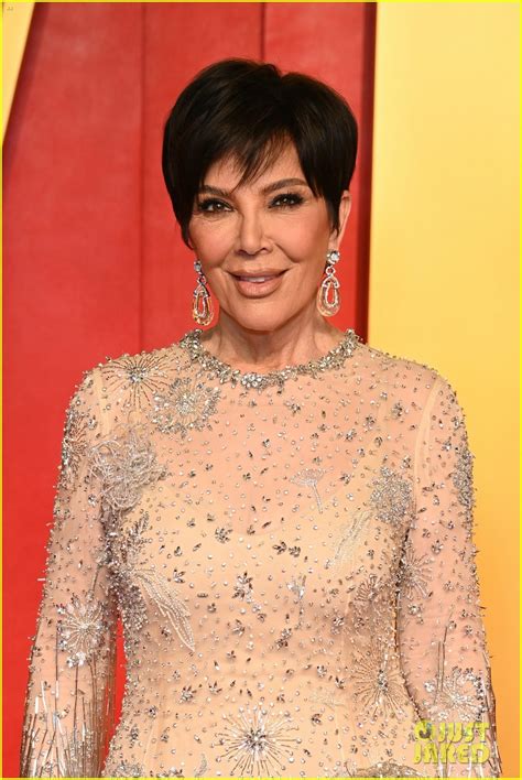 Kendall Kylie Jenner Join Mom Kris Jenner At Vanity Fair Oscars Party